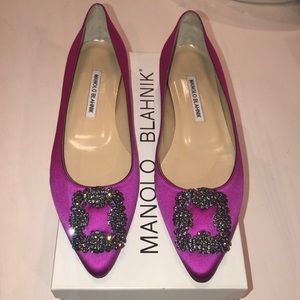 Manolo blahniks hangisi flats
